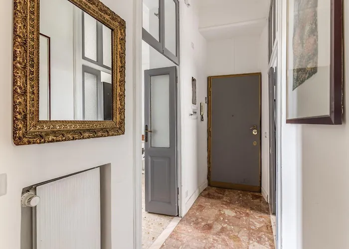 Lovely Renovated Flat By Vatican דירה *